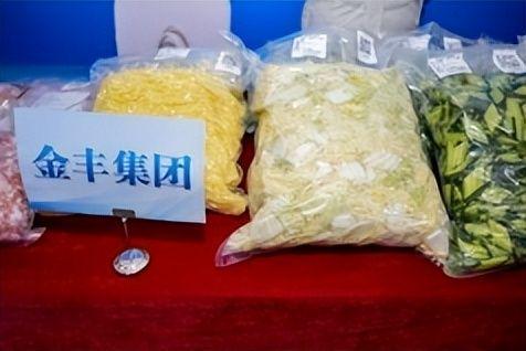 北京下死命令了：在2027年底前，所有中小学必须告别“校外配餐”