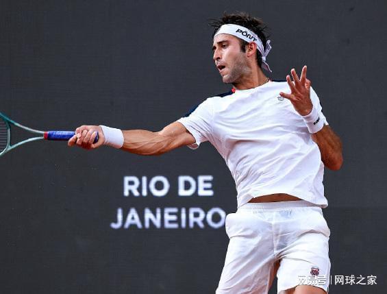 华体会中心-阿卡淘汰卢布与菲斯争冠，高芙遭小白菜双杀，梅总向小钱抛橄榄枝