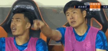 华体会中心-好玩！中超连败的辽宁铁人，硬把李金羽急出一套表情包